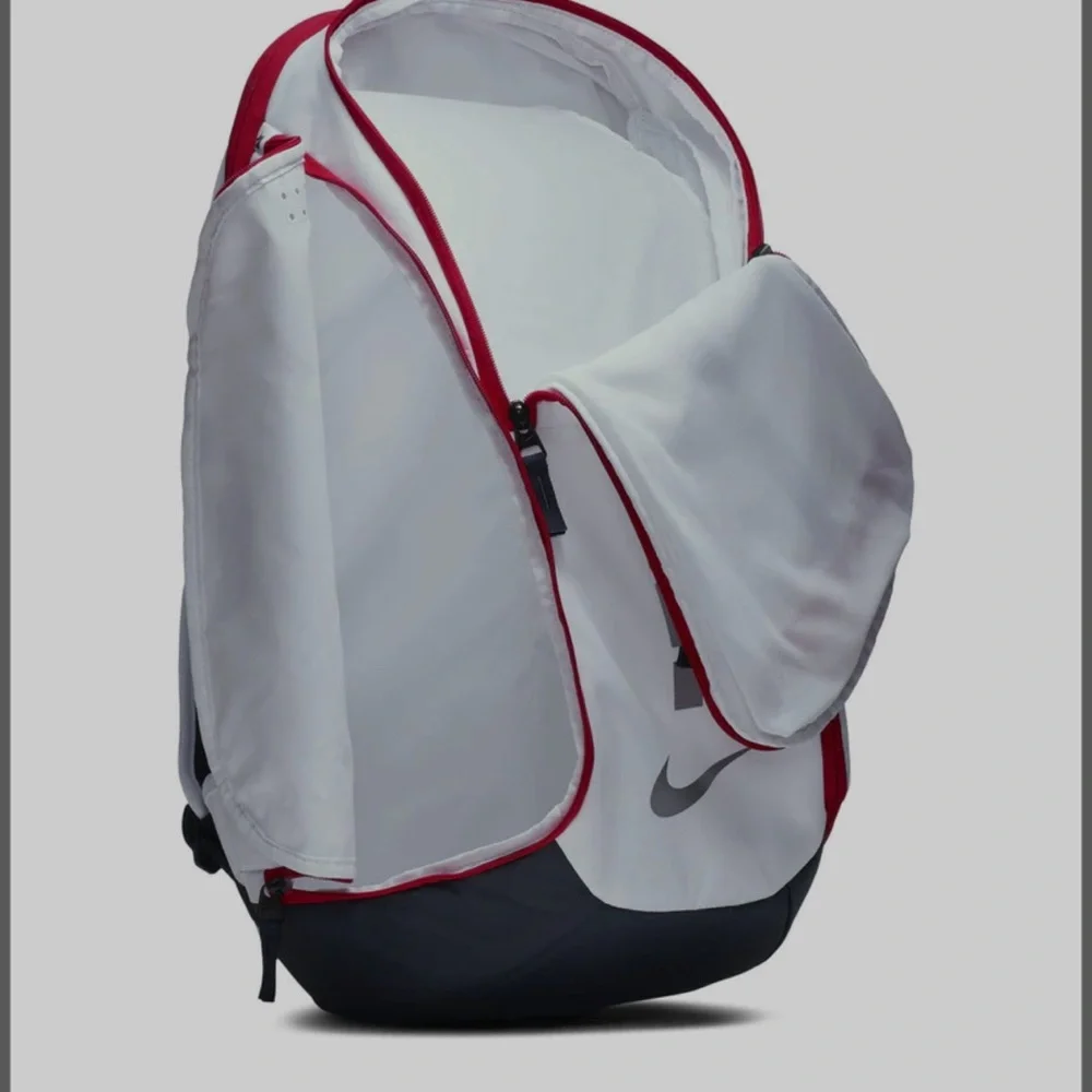 NWT- Nike Hoops Elite Basketball Backpack